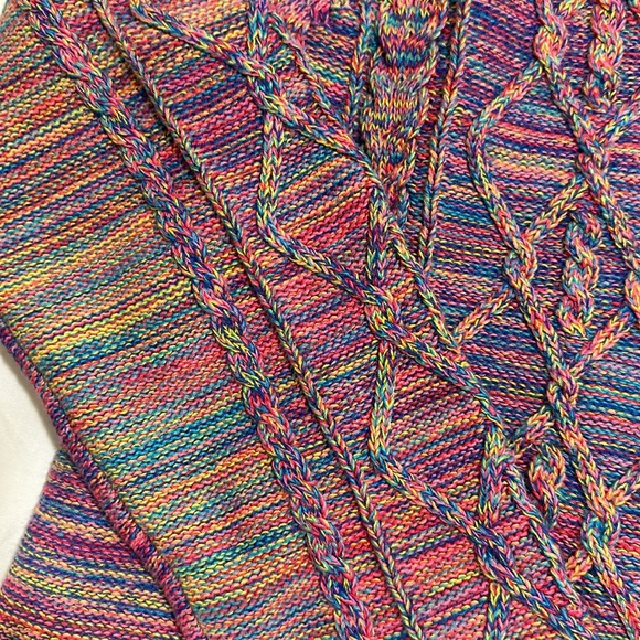 NWT Cable Knit sweater - Picture 2 of 4